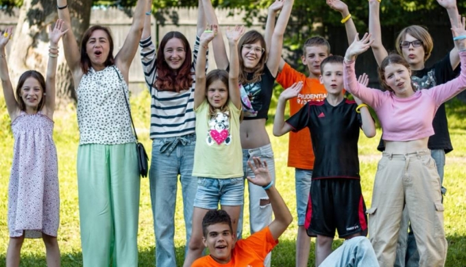 Announcement of open tender for accommodation and catering services